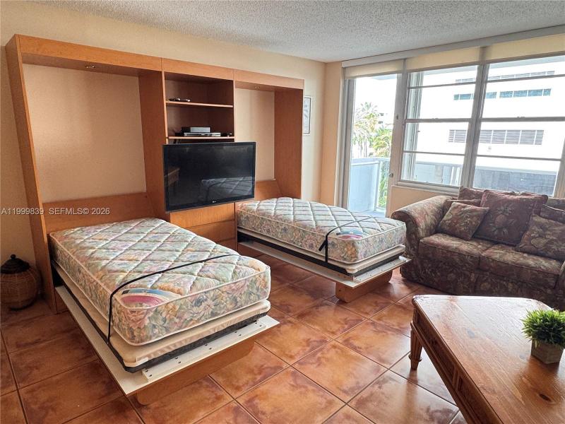 Apartment for rent at Sea Air Towers 421