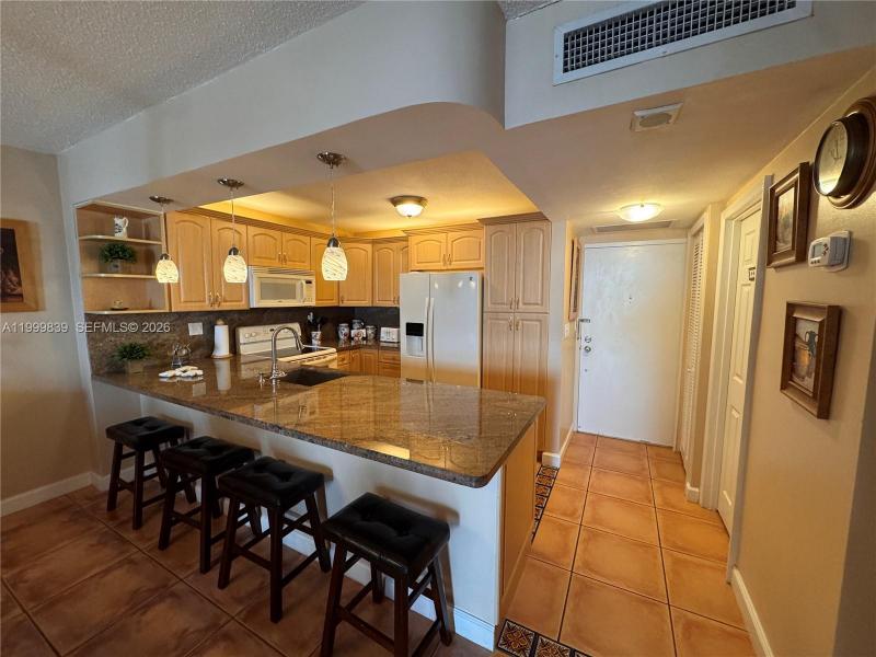 Sea Air Towers Apt #421