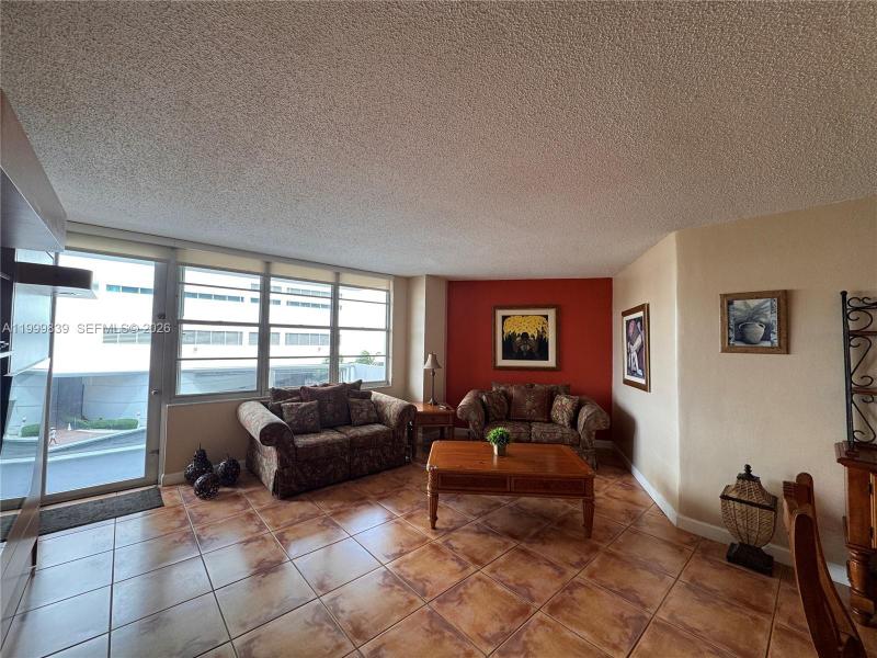 Apartment for rent at Sea Air Towers 421