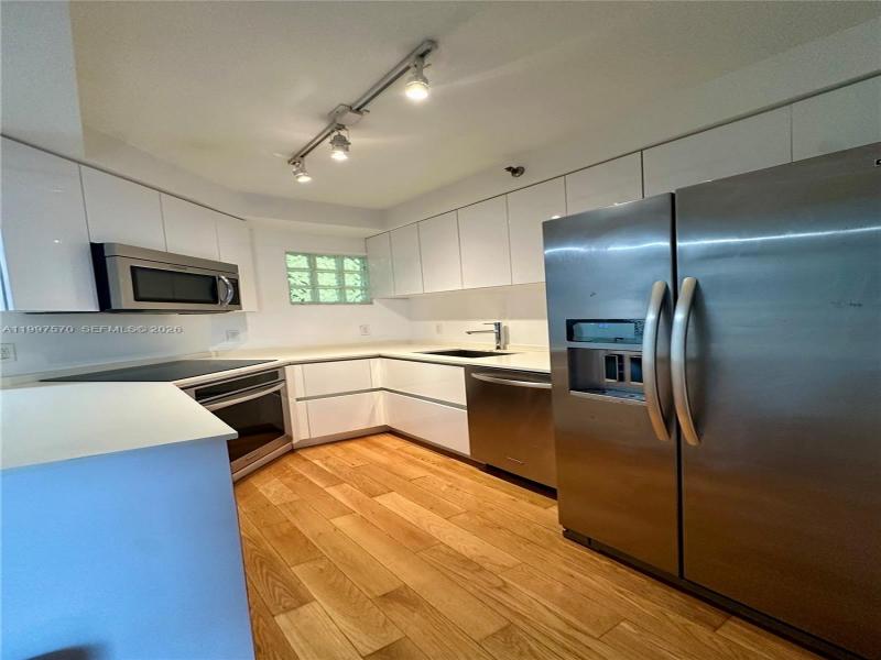 Property photo # 8