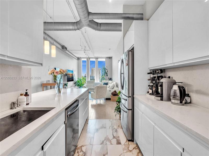 Comprar apartamento en Uptown Marina Lofts 721