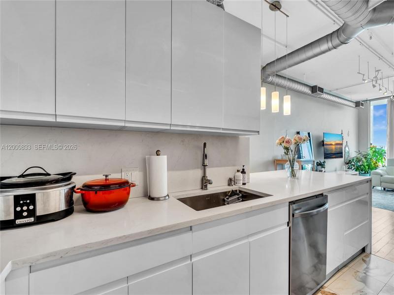 Comprar apartamento en Uptown Marina Lofts 721