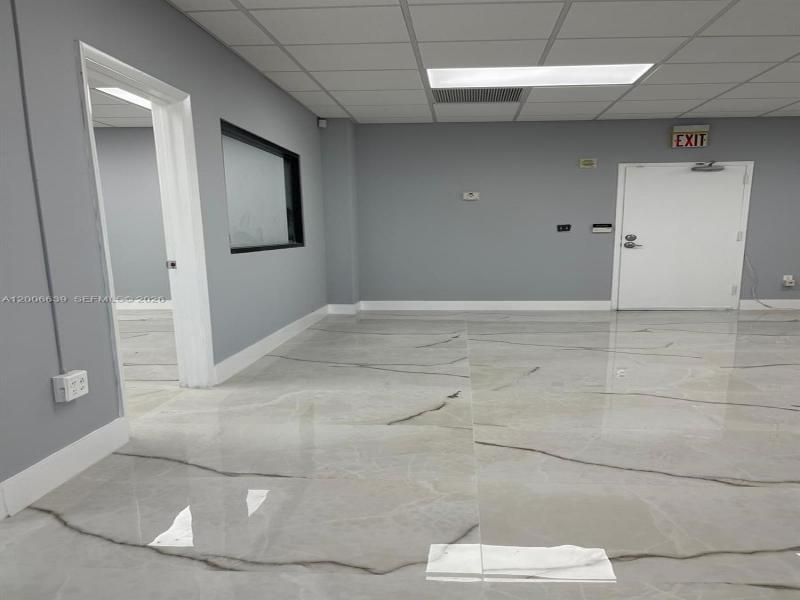 Condo for sale at Hallmark of Hollywood 219