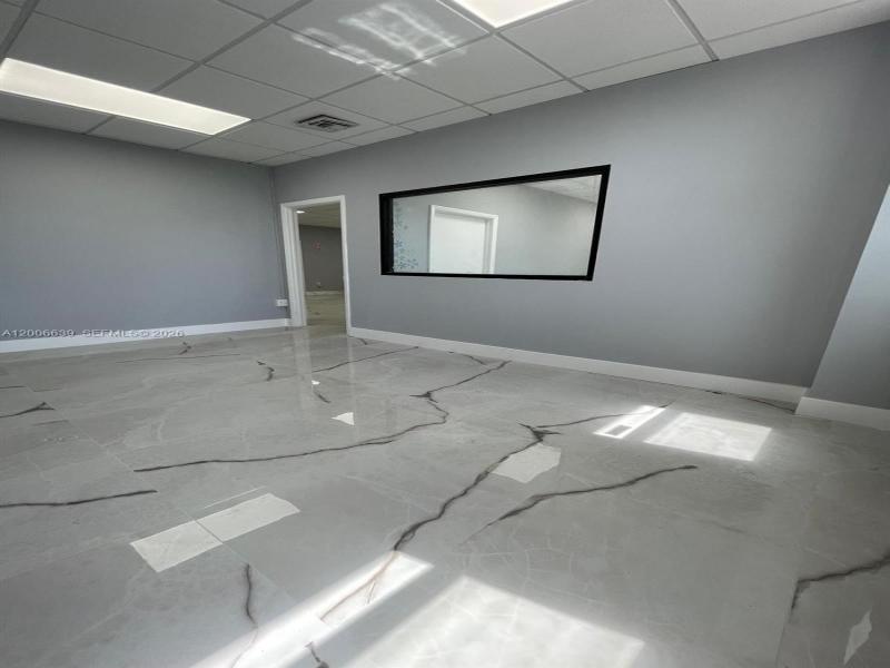 Condo for sale at Hallmark of Hollywood 219