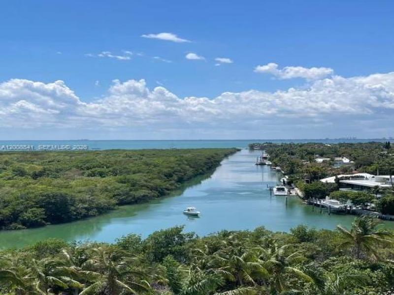 Towers of Key Biscayne Apt #D903