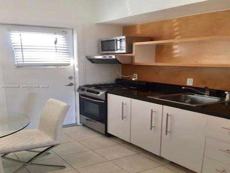 Property photo # 2