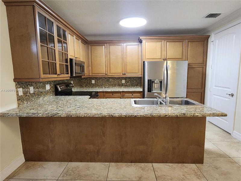 Property photo # 7