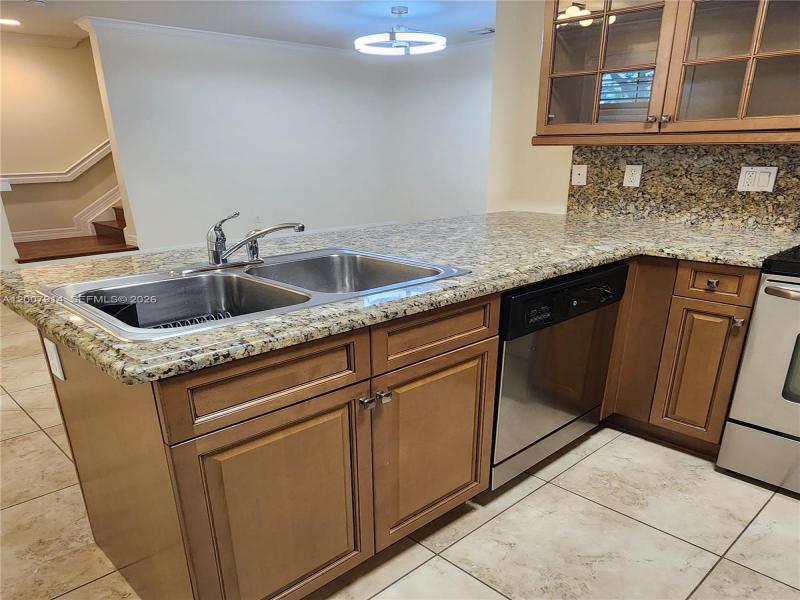 Property photo # 4