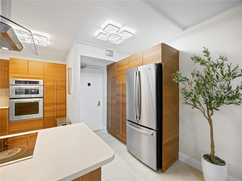 Comprar apartamento no Coronado I 1239