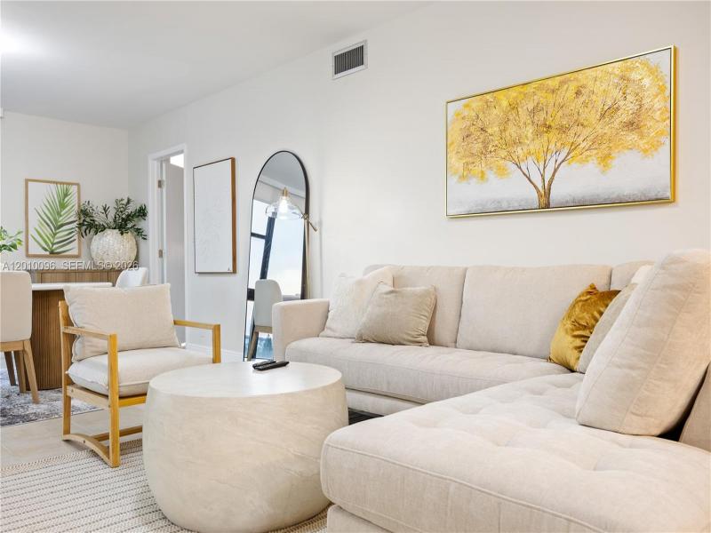 Comprar apartamento no Coronado I 1239
