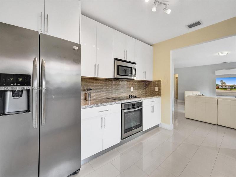 Property photo # 9