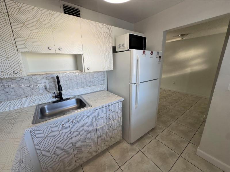 Property photo # 8