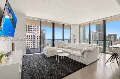 Brickell City Centre Reach Apt #2701