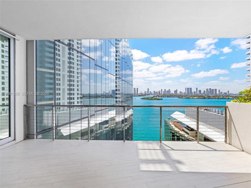 Comprar apartamento en Monad Terrace 11E
