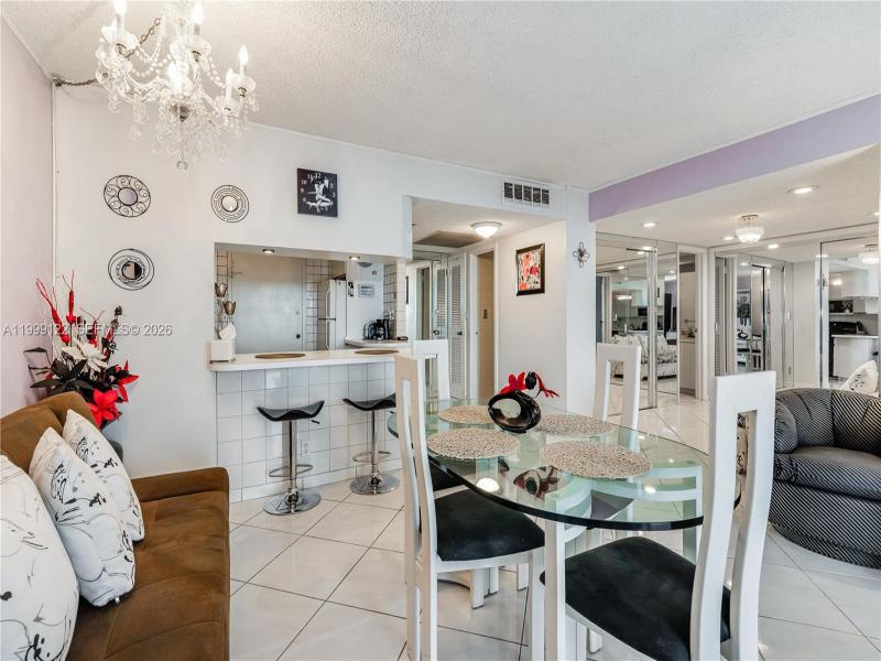 Apartment for rent at Parker Plaza Estates 1903