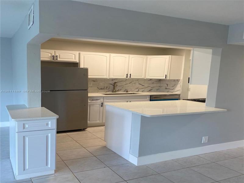 Property photo # 9