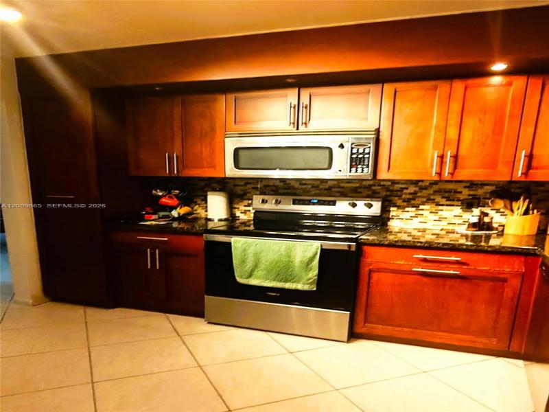 Property photo # 8