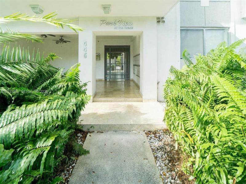 Property photo # 9