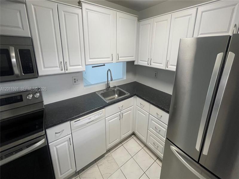 Property photo # 0