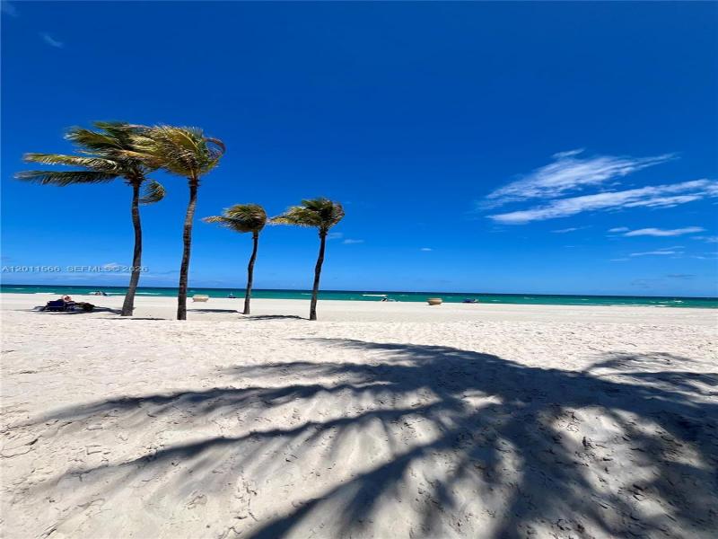 Condo for sale at Hyde Park Towers 203