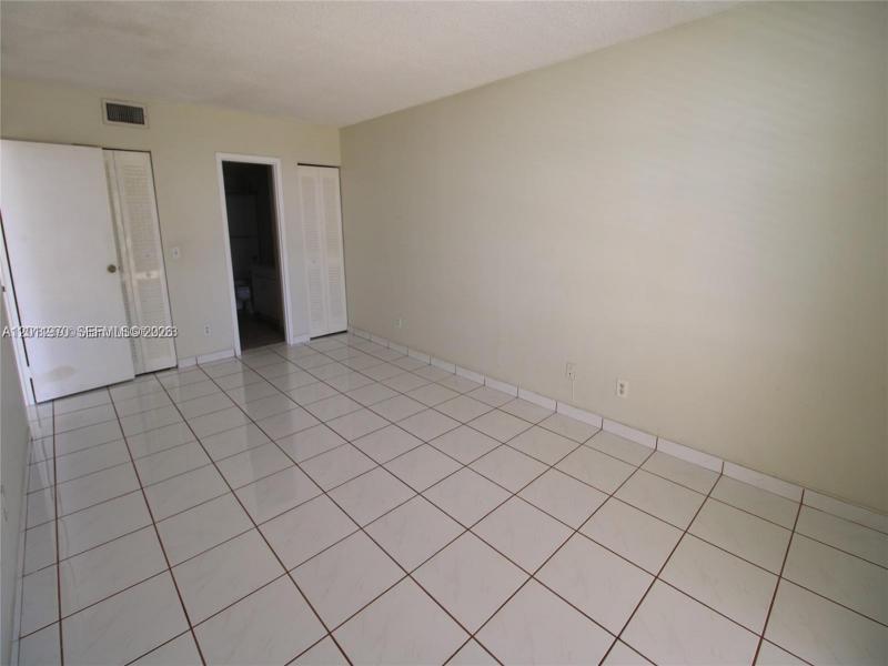 Comprar apartamento en Sailboat Cay 404