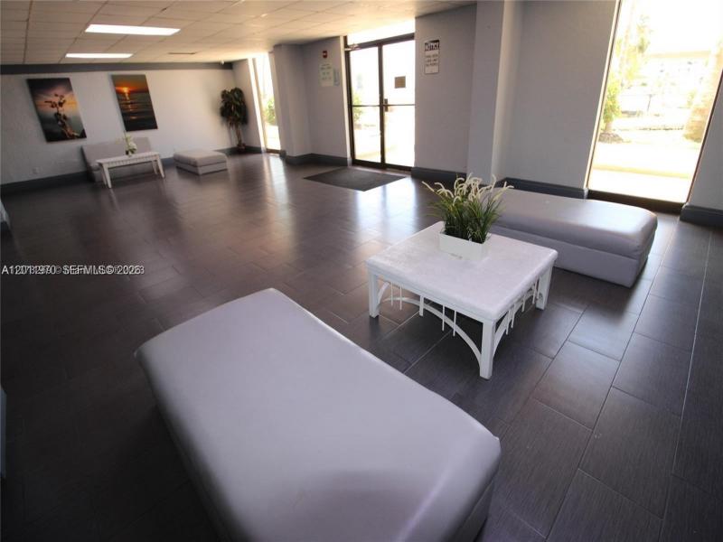 Comprar apartamento en Sailboat Cay 404