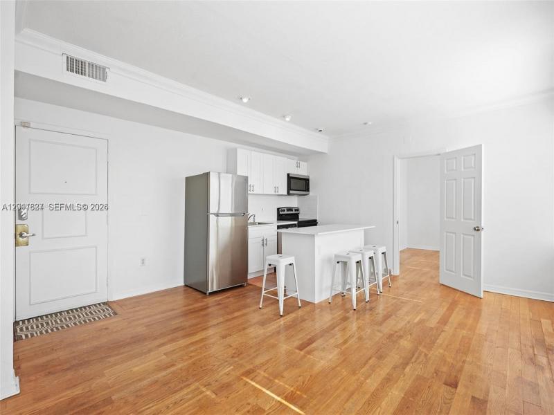 Property photo # 6