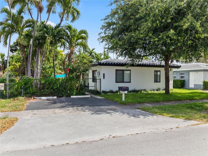 Property photo # 0