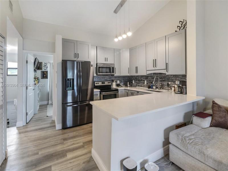 Property photo # 8