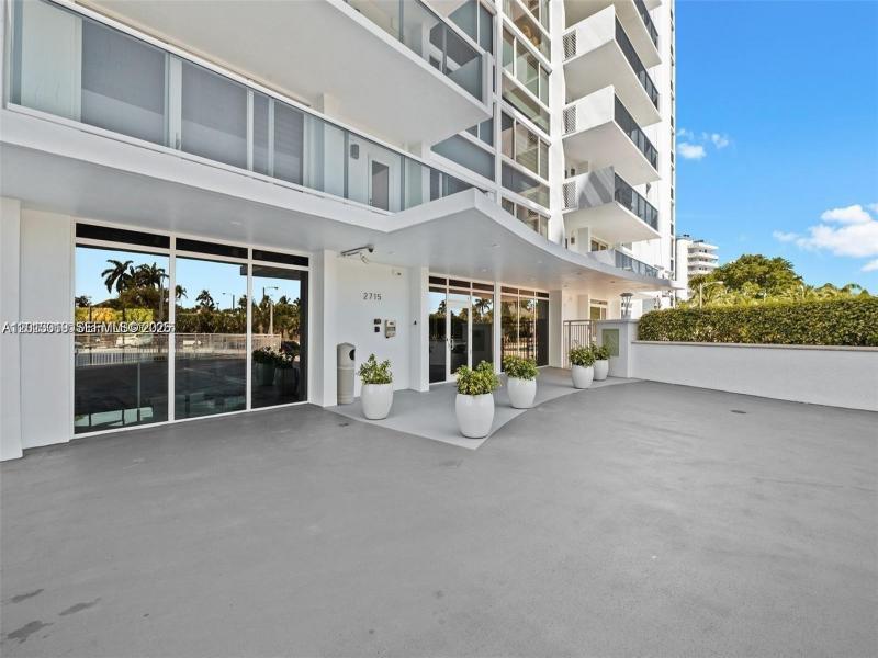 Condo for sale at Embassy Towers 2E