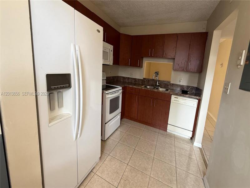 Property photo # 8