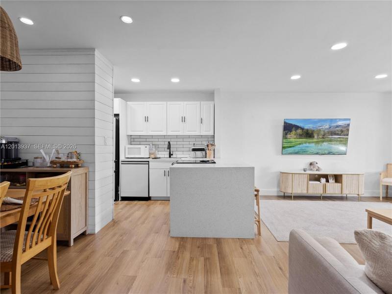 Property photo # 4