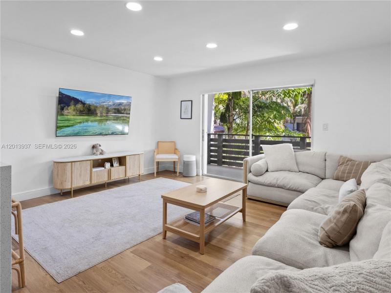 Property photo # 6