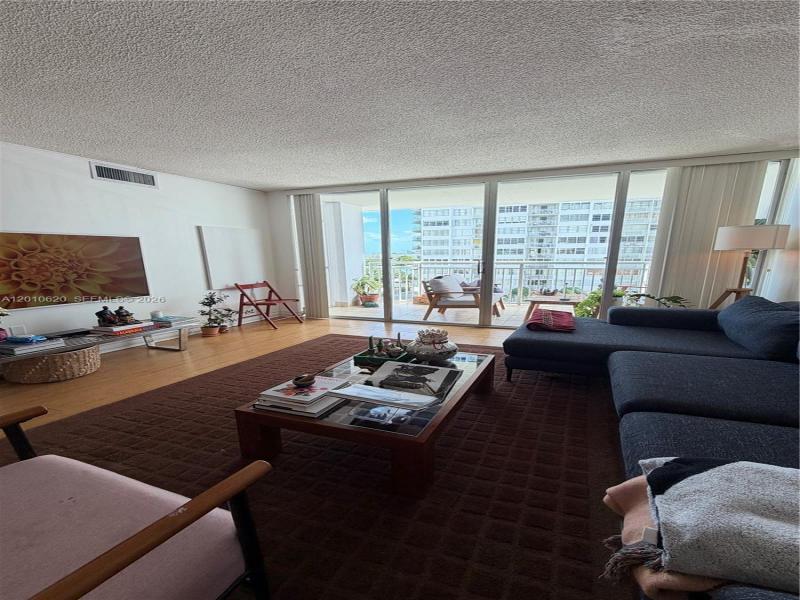Condo for sale at Del Prado South Tower 601
