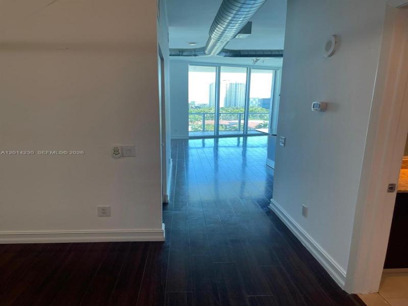 Comprar apartamento en Uptown Marina Lofts 602