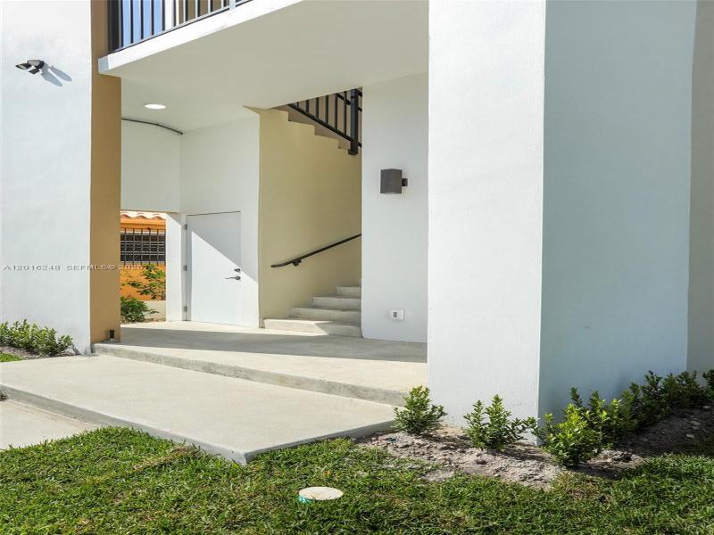 Property photo # 4