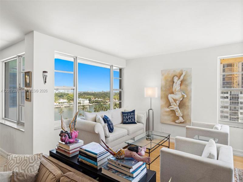 Condo for sale at Imperial House 9F