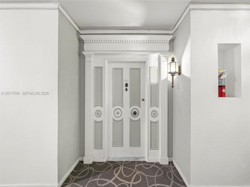 Condo for sale at Imperial House 9F
