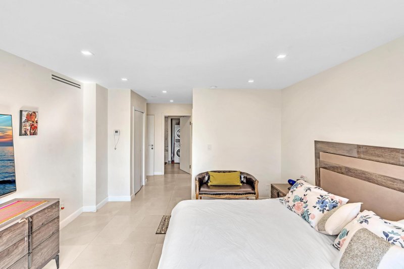 Ocean View Apt #421