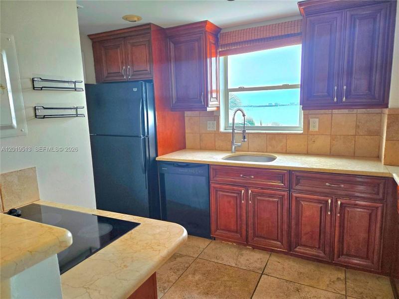 Property photo # 6