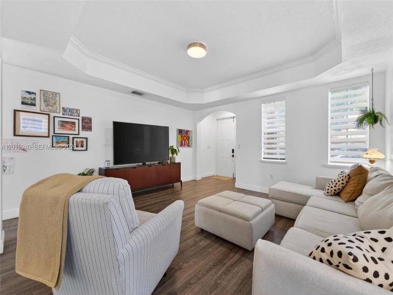 Property photo # 8