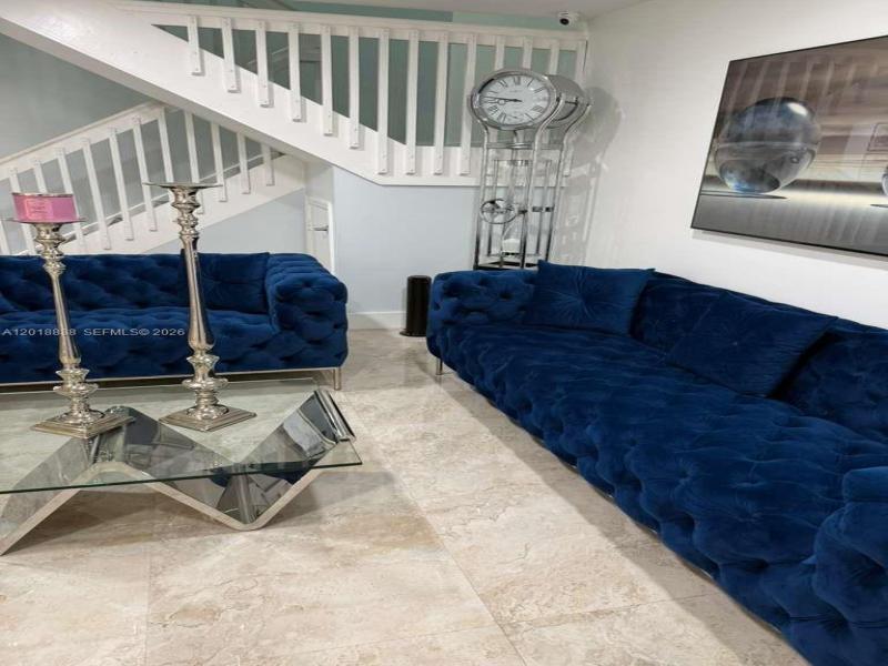 Property photo # 6