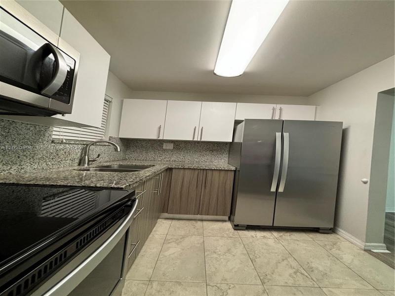 Property photo # 7