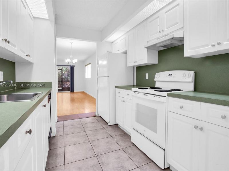Property photo # 0