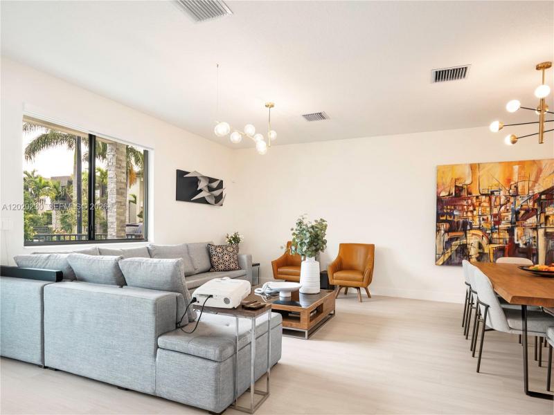 Property photo # 7
