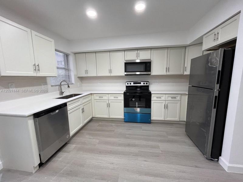 Property photo # 6