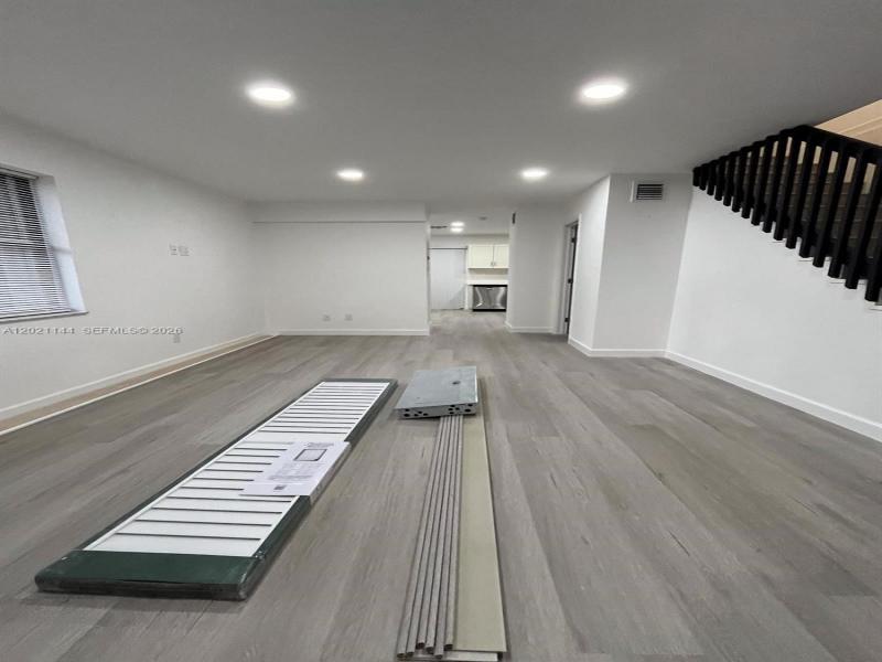 Property photo # 4