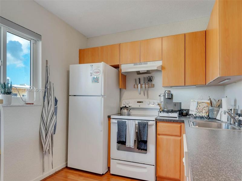 Property photo # 6