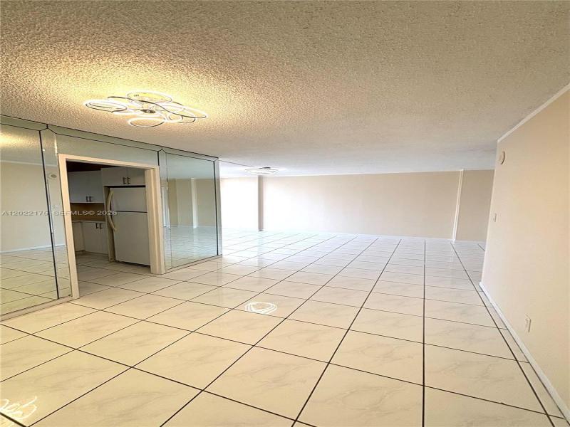 Comprar apartamento en Plaza of the Americas 1018