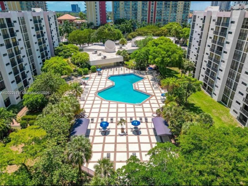 Comprar apartamento en Plaza of the Americas 1018